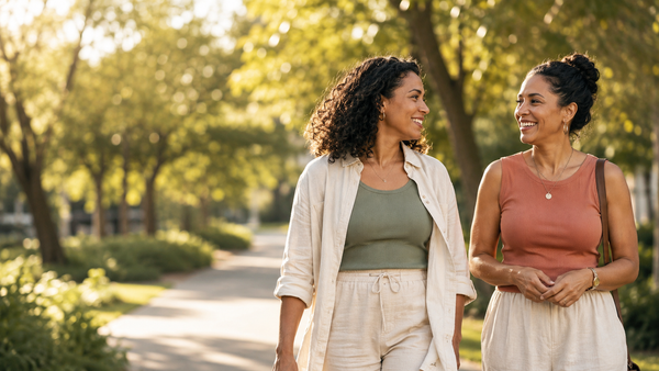 Perimenopause affects your mood. Luna supports your balance.